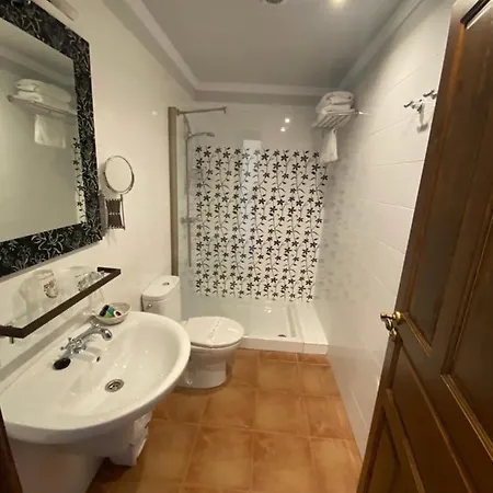 Hotel Rural Monasterio De Ara Mada Santa Colomba de las Arrimadas