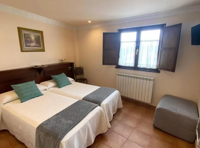 Rural Monasterio De Ara Mada Hotel Santa Colomba de las Arrimadas