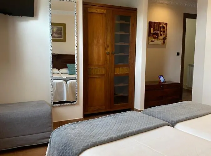 Rural Monasterio De Ara Mada Hotel Santa Colomba de las Arrimadas