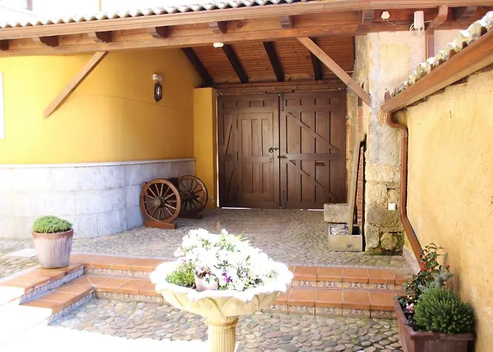 Rural Monasterio De Ara Mada Hotel Santa Colomba de las Arrimadas