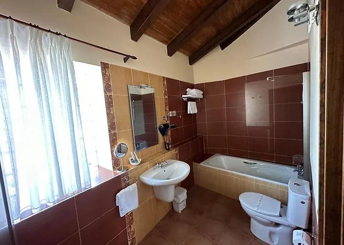 Rural Monasterio De Ara Mada Santa Colomba de las Arrimadas