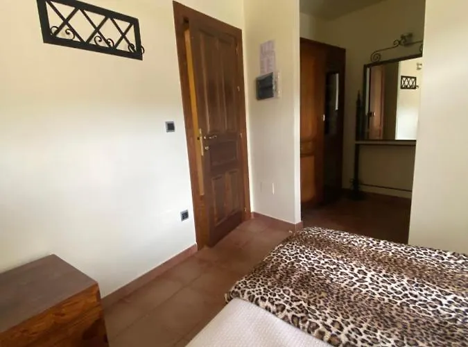 Hotel Rural Monasterio De Ara Mada Santa Colomba de las Arrimadas