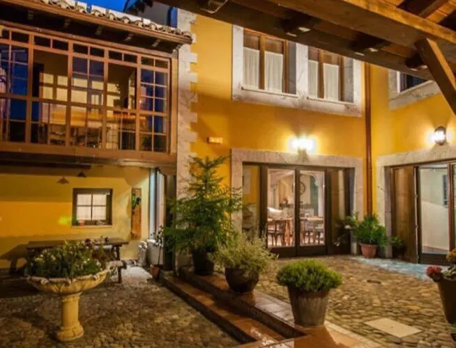 Rural Monasterio De Ara Mada Hotel