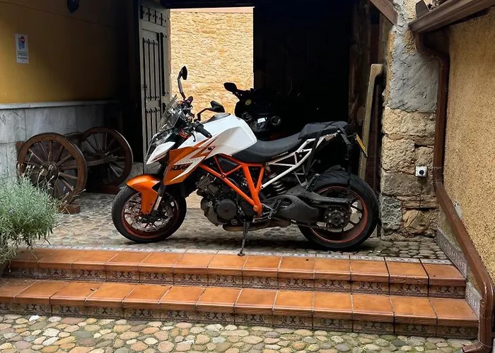 Hotel Rural Monasterio De Ara Mada